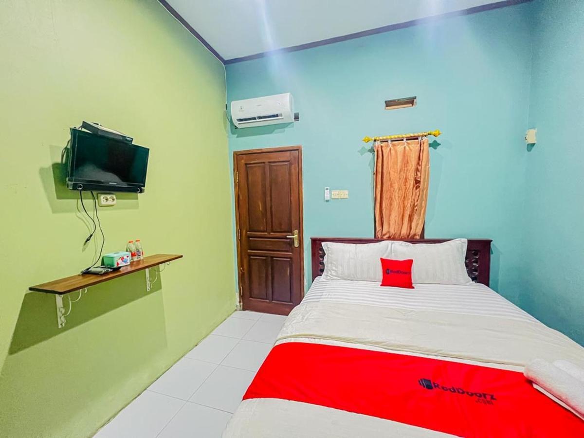 Reddoorz Near Sunrise Mall Mojokerto Bagian luar foto