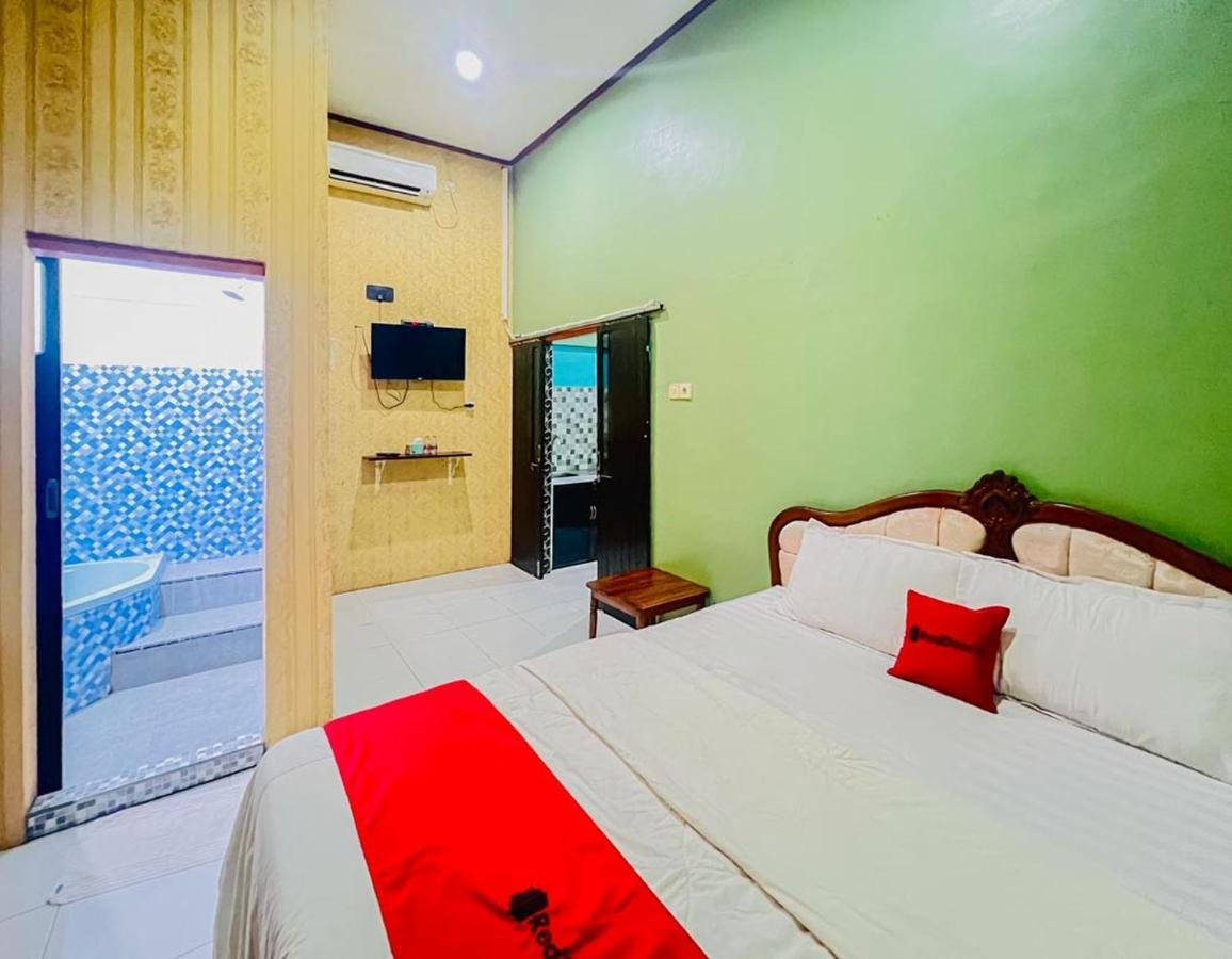 Reddoorz Near Sunrise Mall Mojokerto Bagian luar foto
