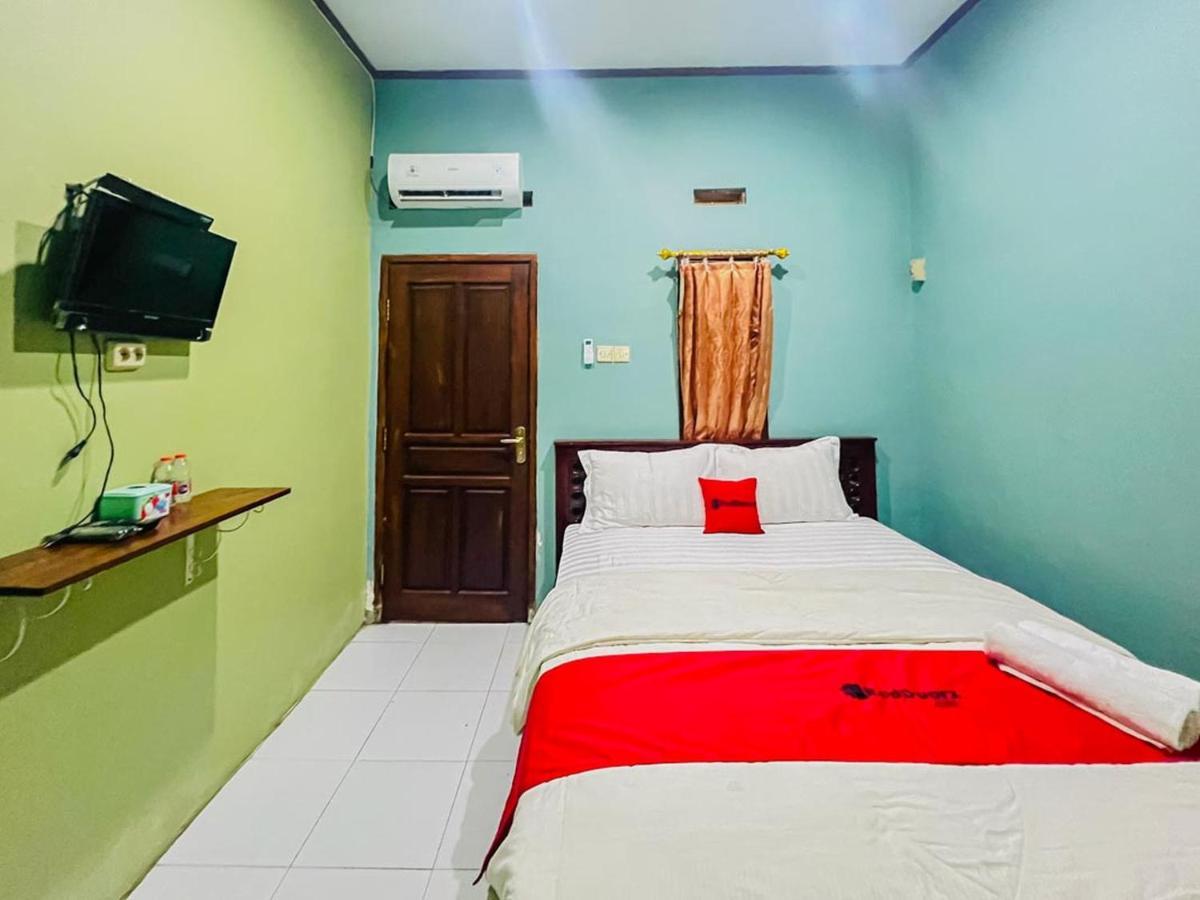 Reddoorz Near Sunrise Mall Mojokerto Bagian luar foto