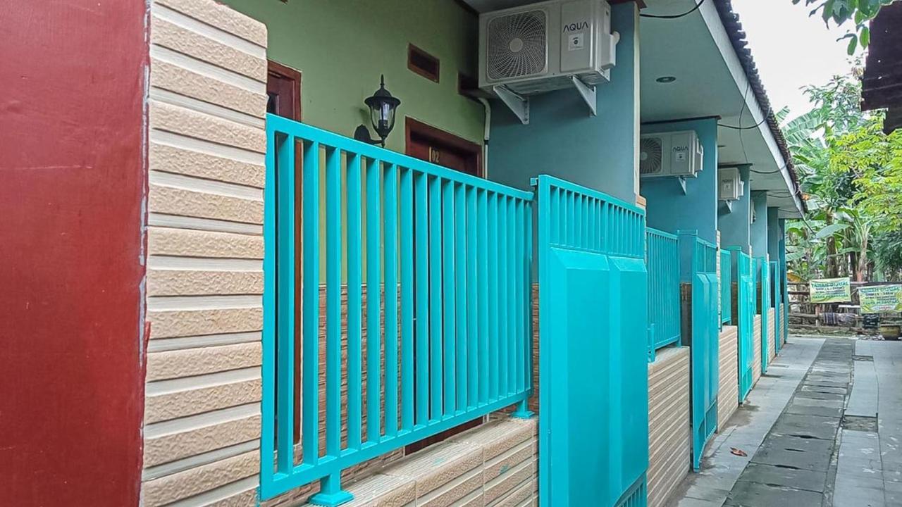Reddoorz Near Sunrise Mall Mojokerto Bagian luar foto