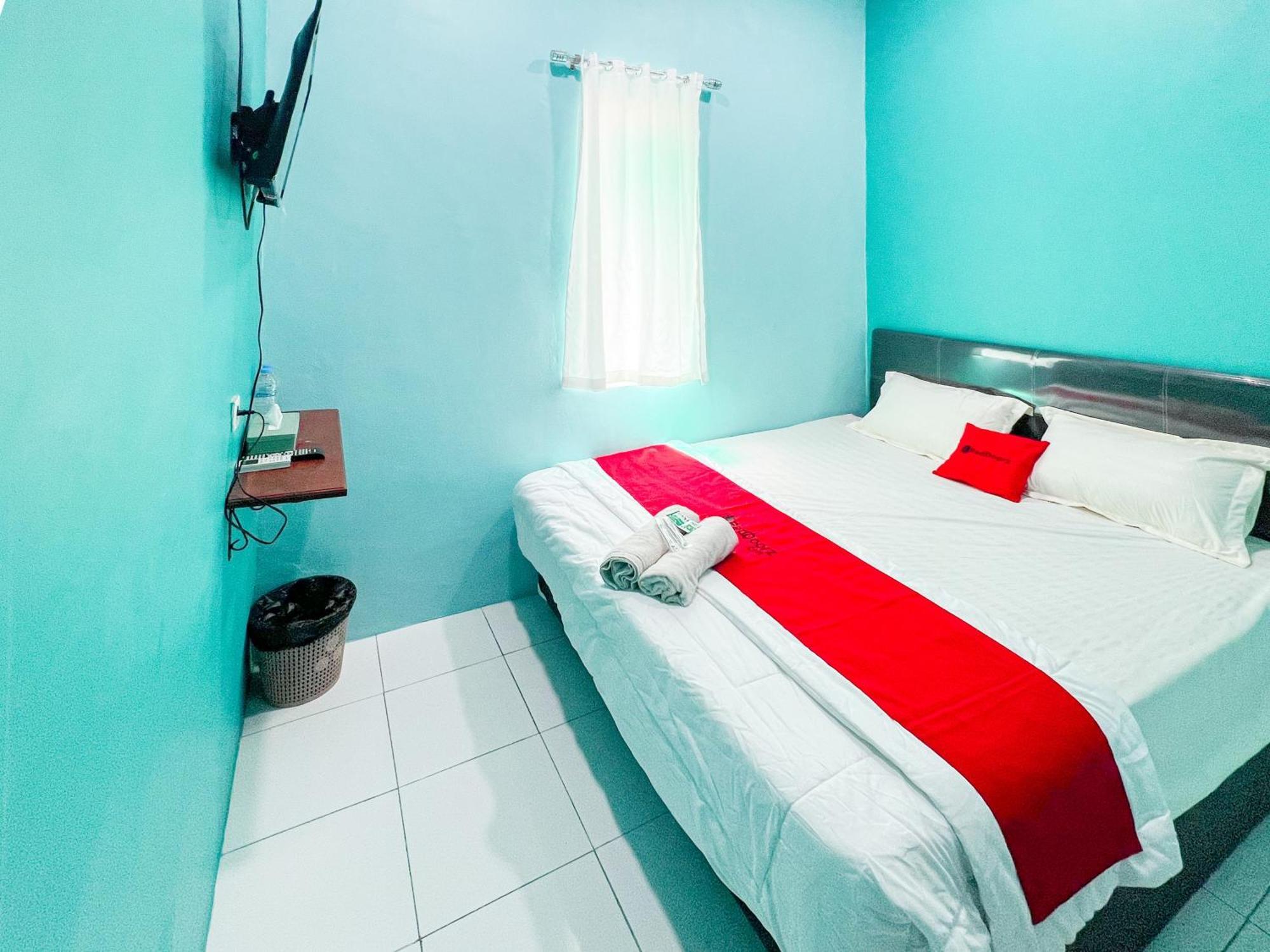 Reddoorz Near Sunrise Mall Mojokerto Bagian luar foto