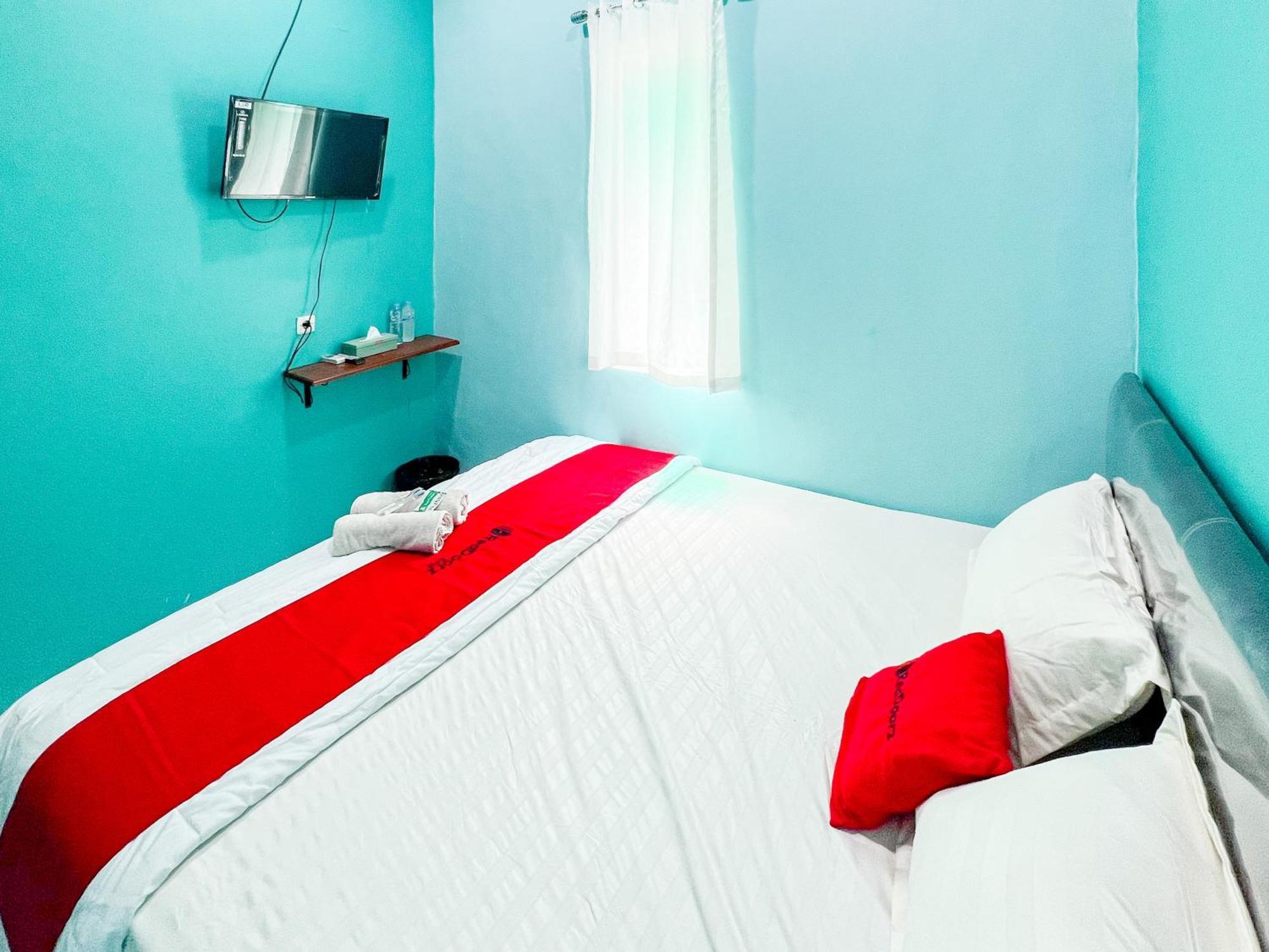 Reddoorz Near Sunrise Mall Mojokerto Bagian luar foto