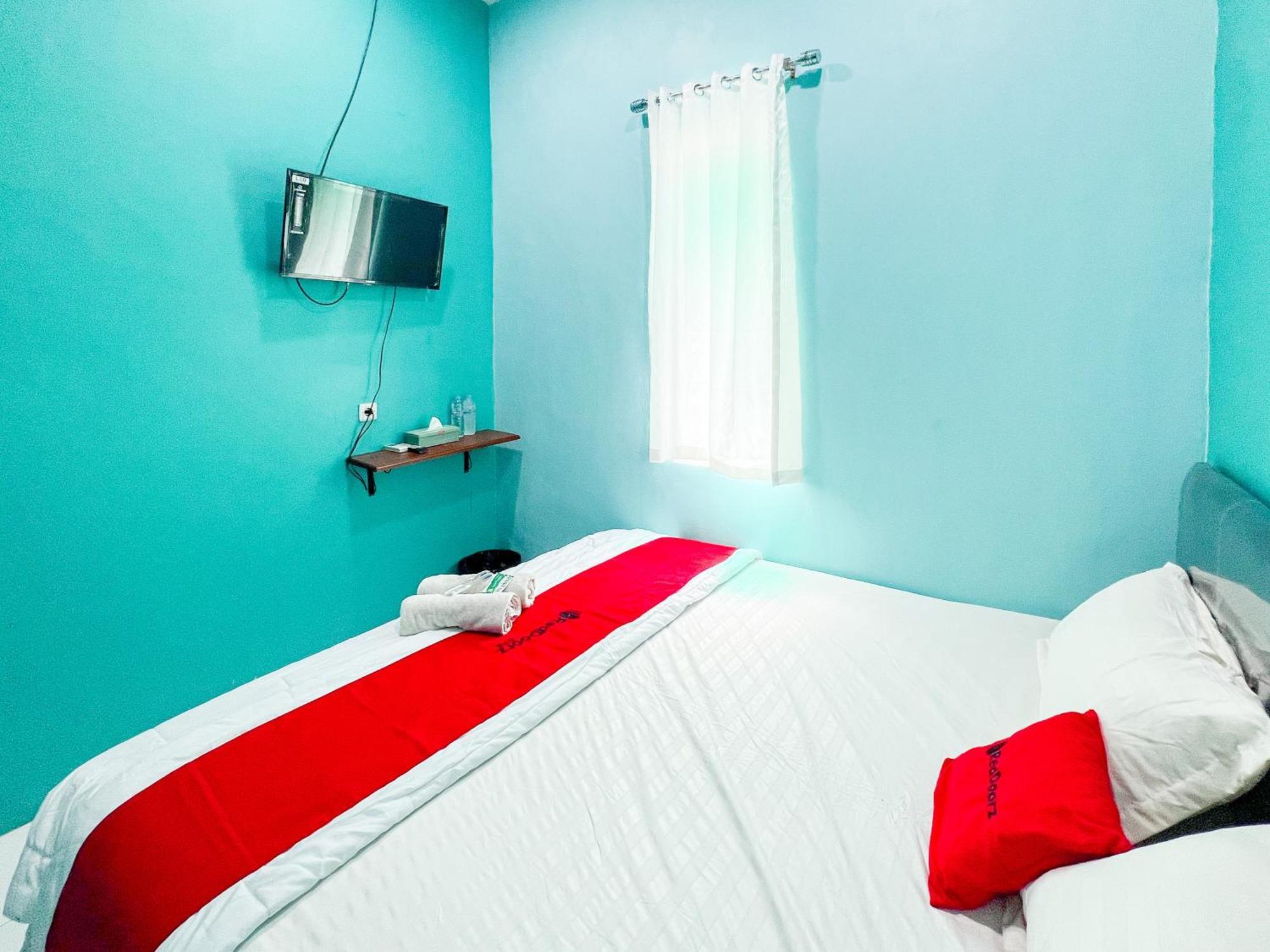 Reddoorz Near Sunrise Mall Mojokerto Bagian luar foto